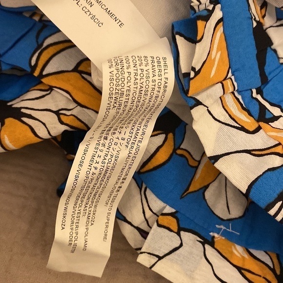 J.O.A. Just One Answear floral top and short. Size XS. New - Picture 8 of 11